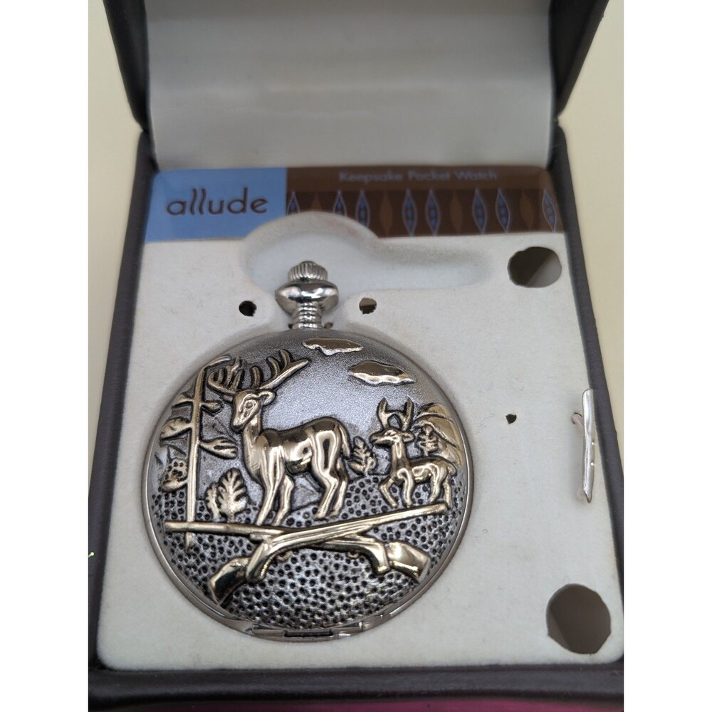 Allude Keepsake Deer Pocket Watch White Tail Buck Silver Tone Quartz with Box*